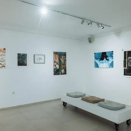 Art Santorini