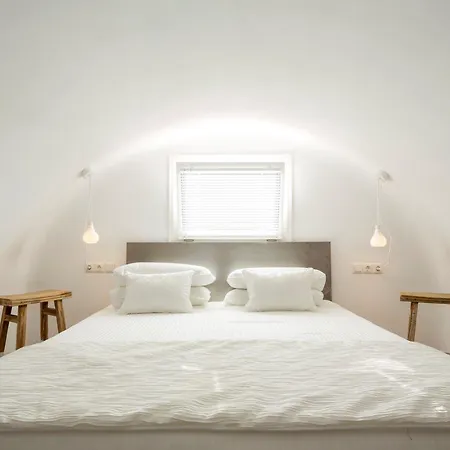 Art Santorini (adults Only) Hotel Pýrgos