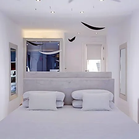 Hotel Art Santorini (adults Only)