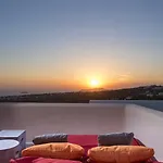 Art Santorini (adults Only)