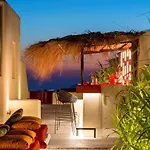 Hotel Art Santorini (adults Only)