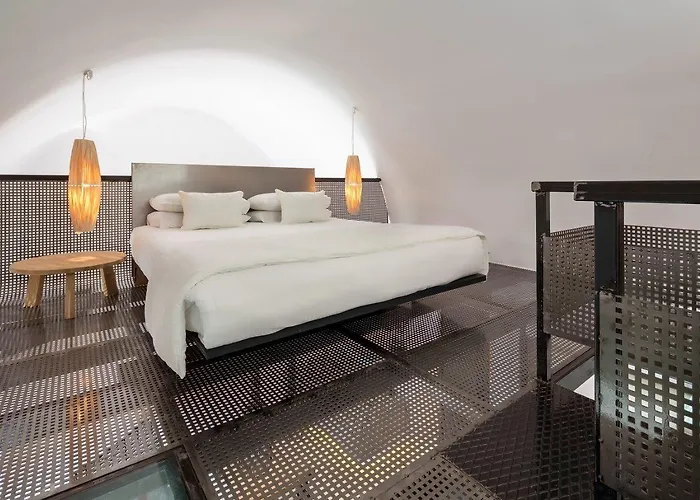 Hotel Art Santorini 4*