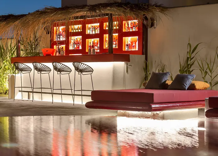 Hotel Art Santorini (adults Only)